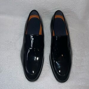 Cole Haan New without tag Men’s Lenox Black Venetian patten Leather Loafers
